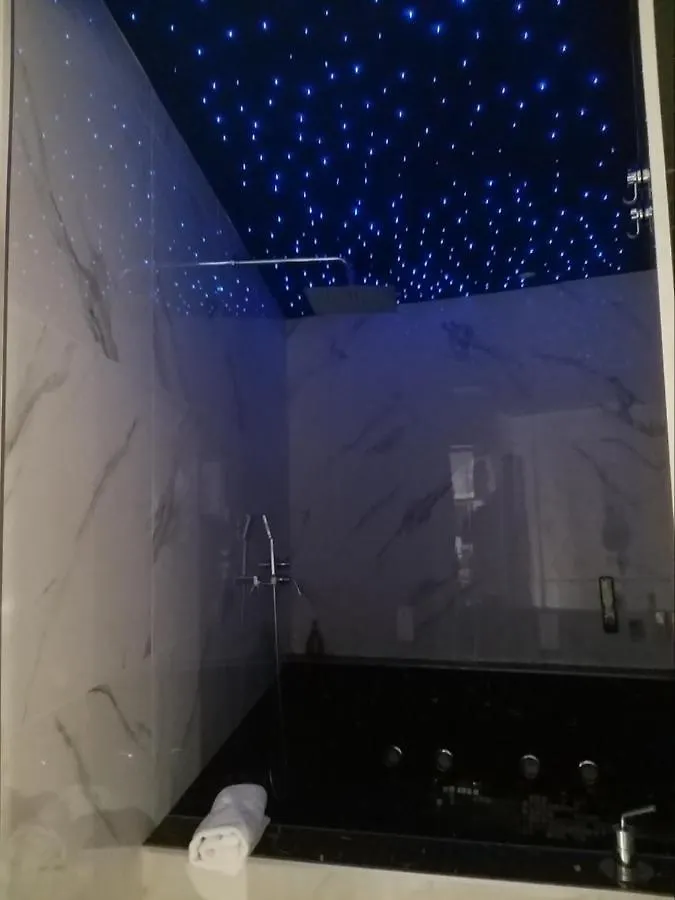 Easy Holidays - Suite Colosseo Daire