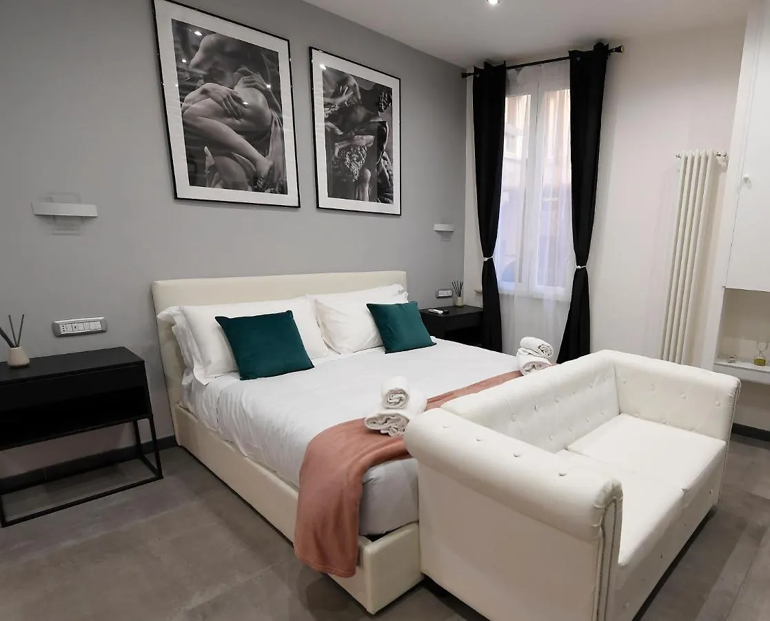 Easy Holidays - Suite Colosseo Ρώμη